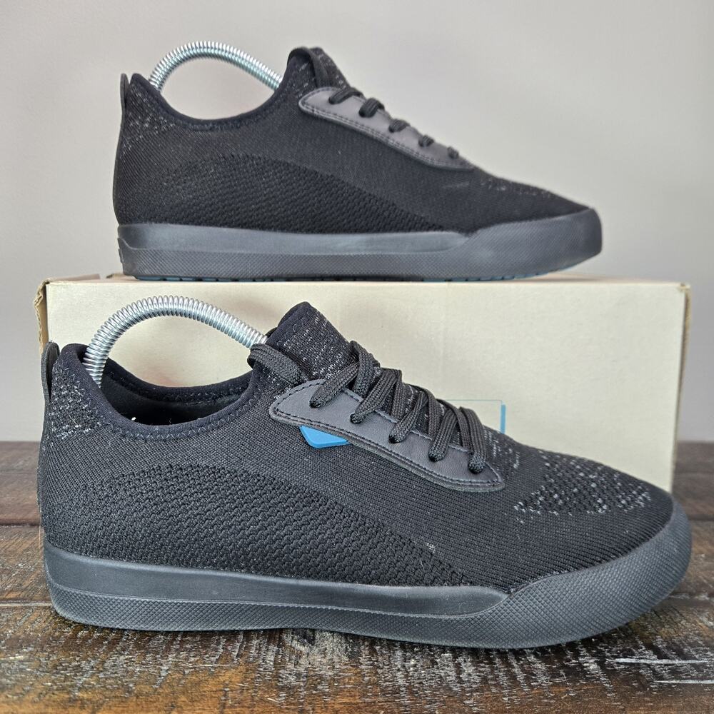 Vessi Weekend Sneaker Womens Size 9 Waterproof Shoes Asphalt Black Black Mens 8